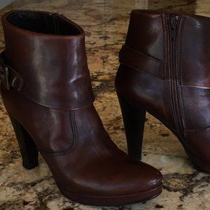 "HIGH QUALITY" Charles David Booties 38.5 $375
